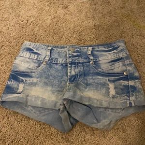 rue21 acid wash shorts!